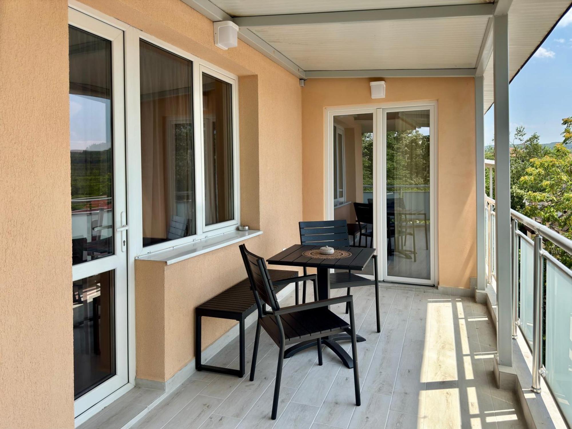 Parkview Luxury In City Center 8 Велико-Тирново Екстер'єр фото